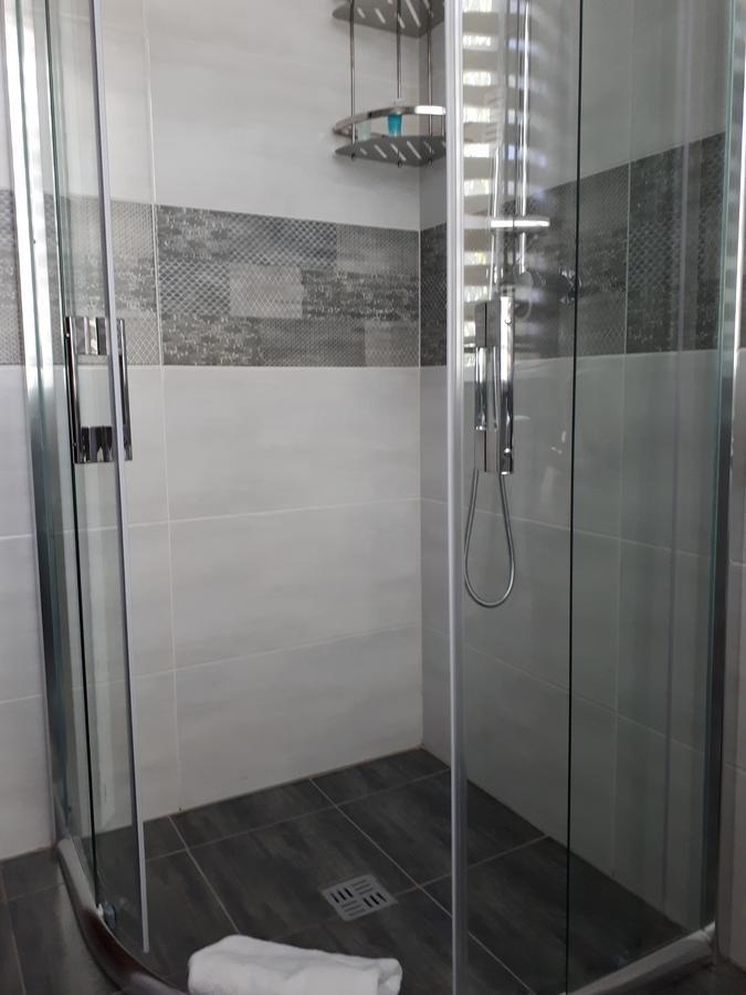 KOK-ART Hotel Jalal-Abad Bagian luar foto