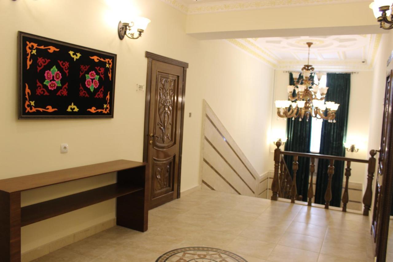 KOK-ART Hotel Jalal-Abad Bagian luar foto
