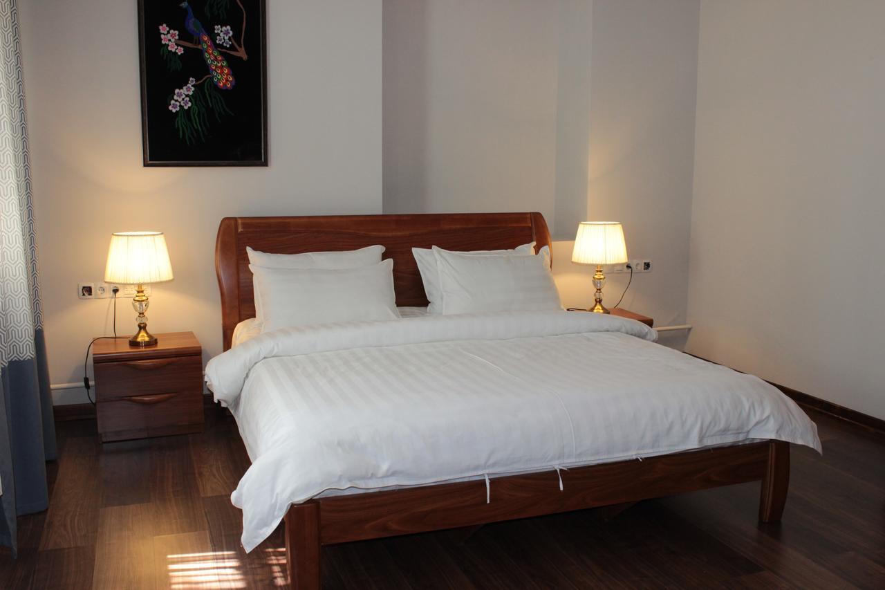 KOK-ART Hotel Jalal-Abad Bagian luar foto