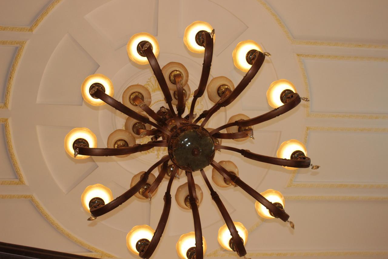 KOK-ART Hotel Jalal-Abad Bagian luar foto