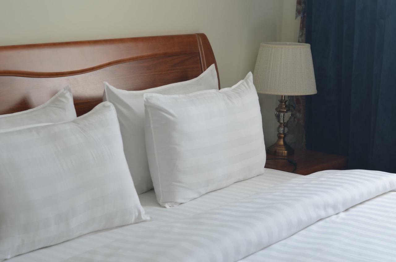 KOK-ART Hotel Jalal-Abad Bagian luar foto